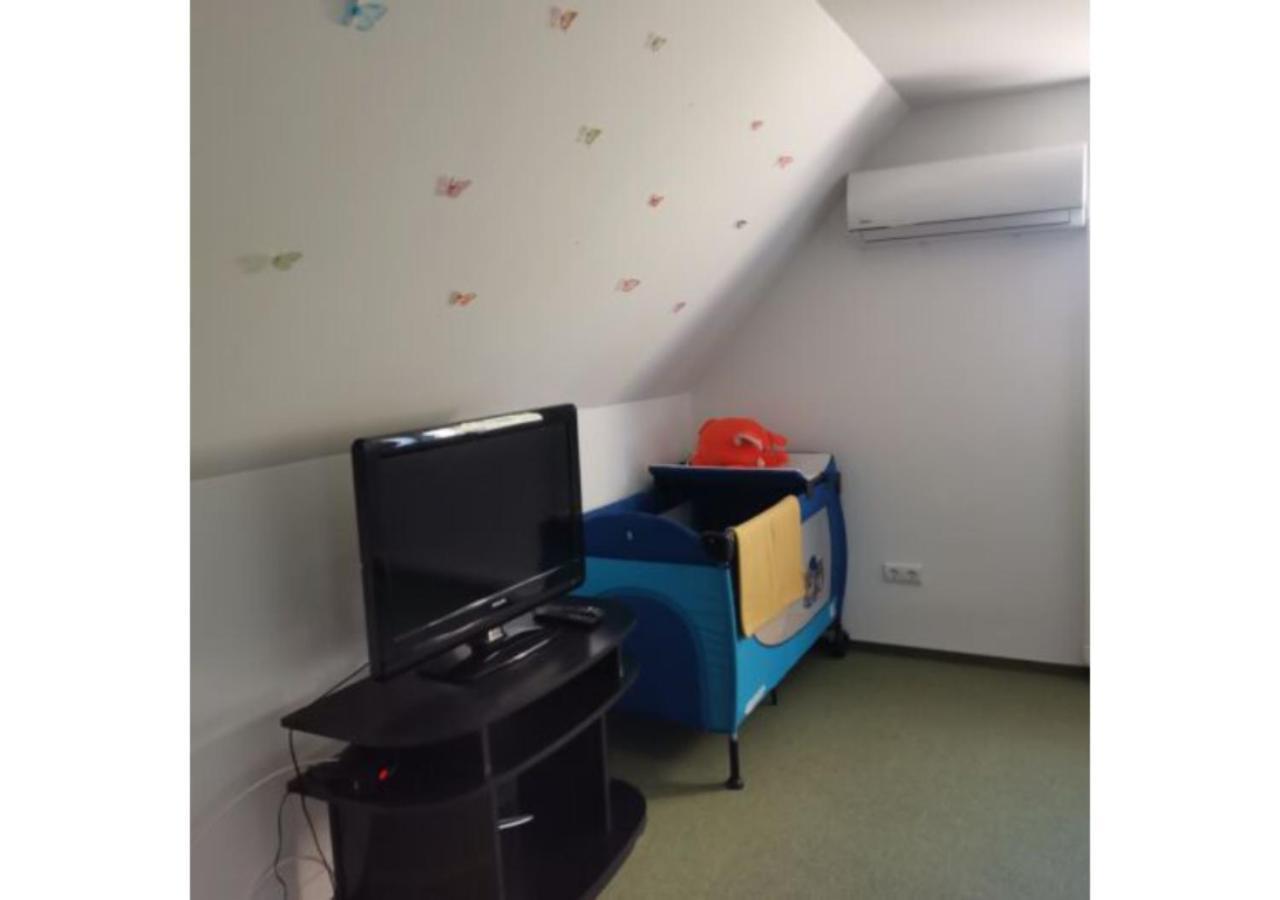 Apartmán Forras Vendeghaz Tata Exteriér fotografie